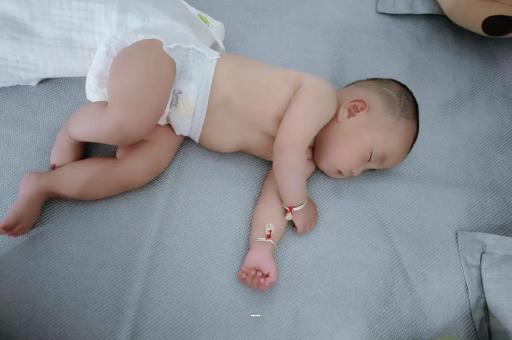 石狮宝宝大便干拉不出来